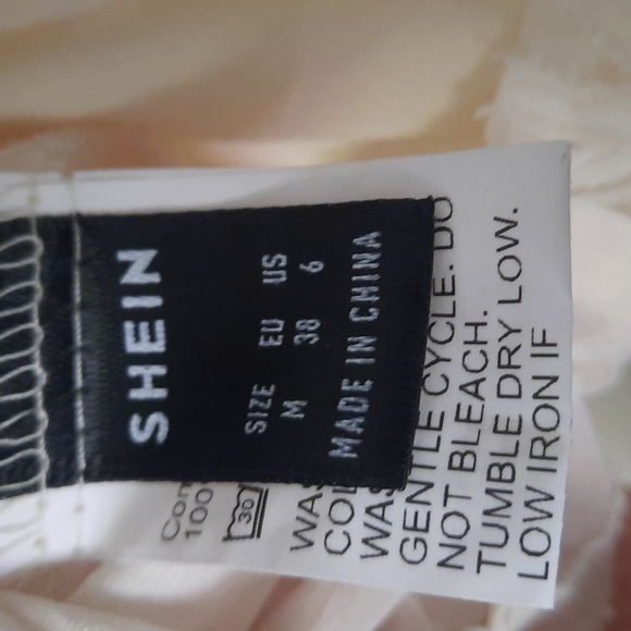 Lightly Used Shein Off White Top - Picture 3 of 3